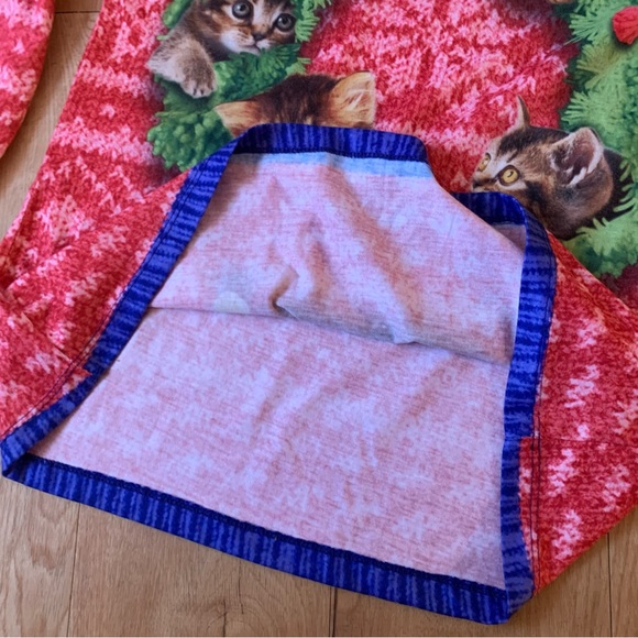 Faux Real Cat Dolls Kill Sweater Size Large - Picture 4 of 4